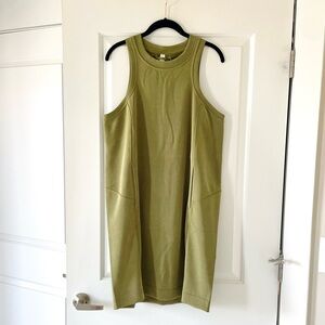 Lululemon Softstreme Back in Action Dress. Size 10